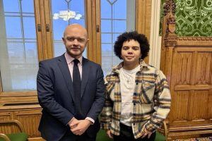 Jonathan Hinder MP with detransitioner Keira Bell